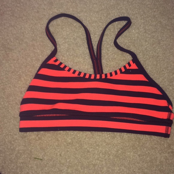 lululemon athletica Tops - Lululemon sports bra
